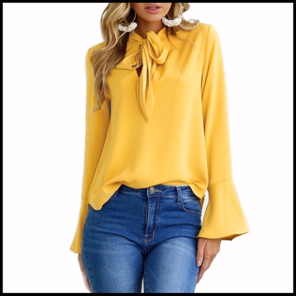 Modern Classic Blouse in Yellow - Picture 2 of 2